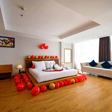 รงแรมทีทีซี ดีลักซ์ แอร์พอร์ต Hotel โฮจิมินห์ซิตี้ ภายนอก รูปภาพ