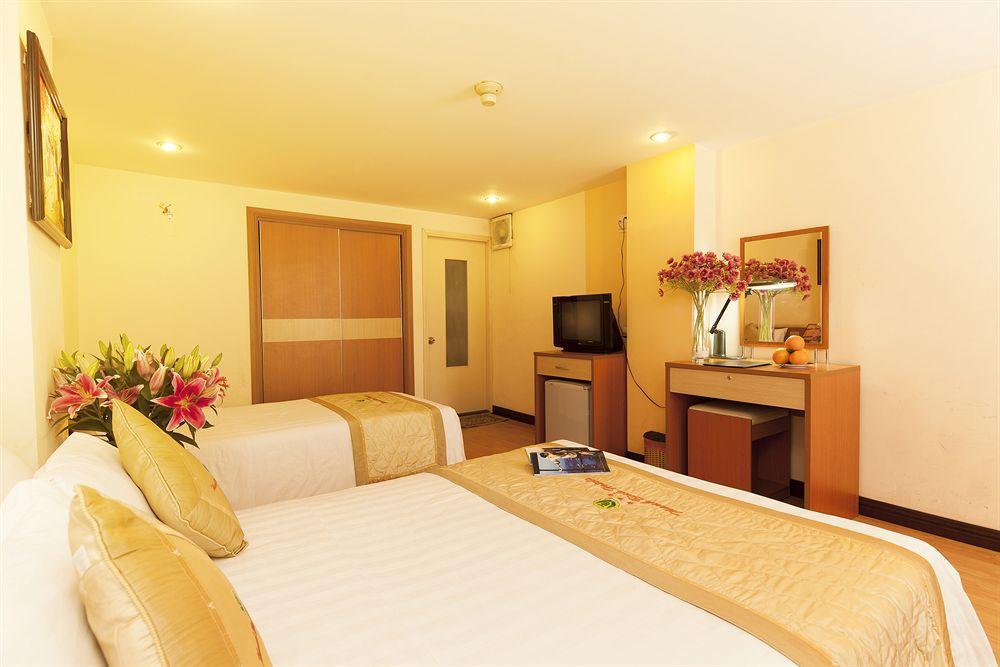 รงแรมทีทีซี ดีลักซ์ แอร์พอร์ต Hotel โฮจิมินห์ซิตี้ ภายนอก รูปภาพ