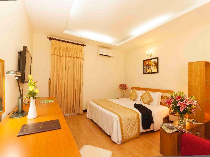 รงแรมทีทีซี ดีลักซ์ แอร์พอร์ต Hotel โฮจิมินห์ซิตี้ ภายนอก รูปภาพ