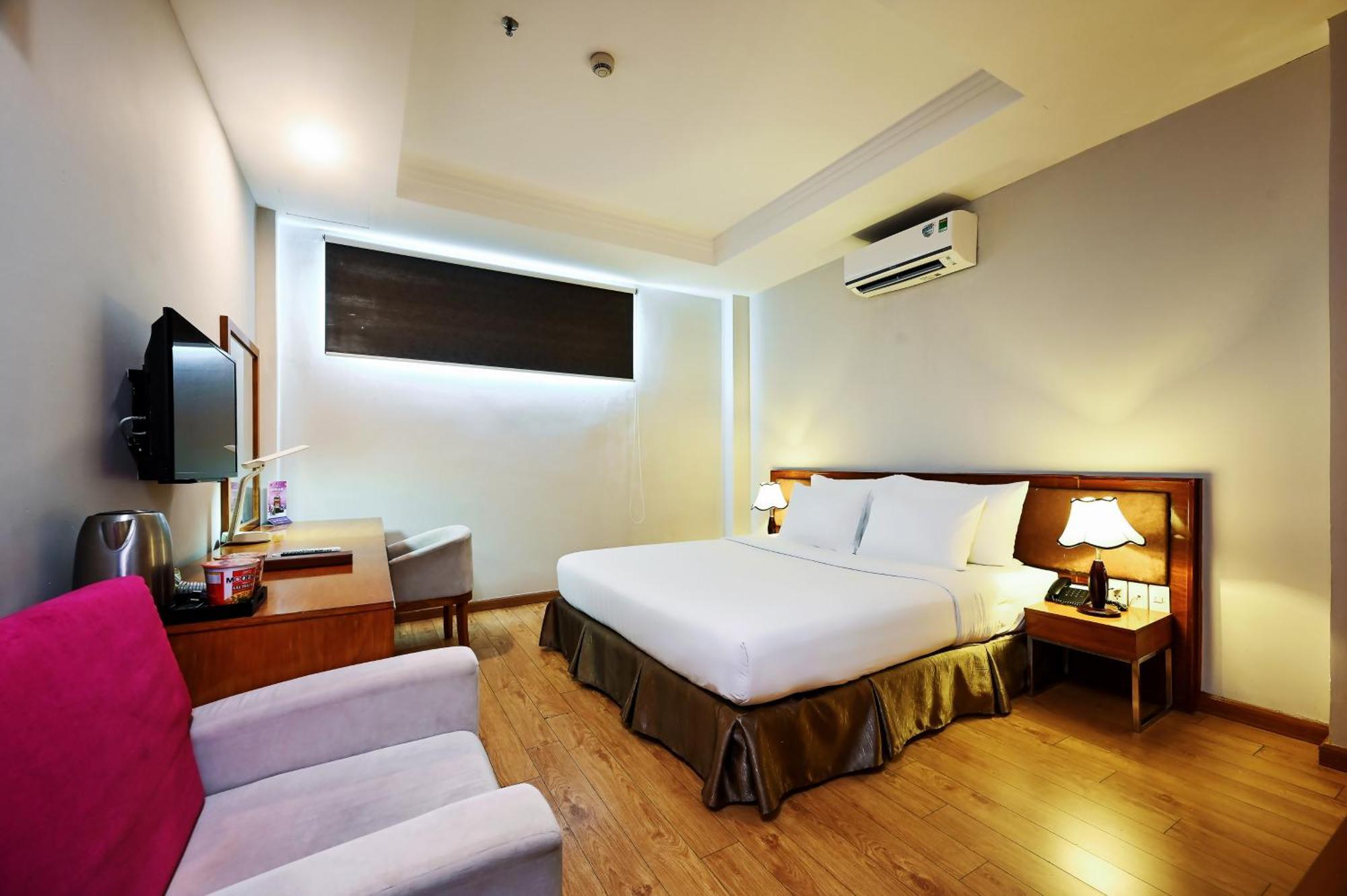 รงแรมทีทีซี ดีลักซ์ แอร์พอร์ต Hotel โฮจิมินห์ซิตี้ ภายนอก รูปภาพ