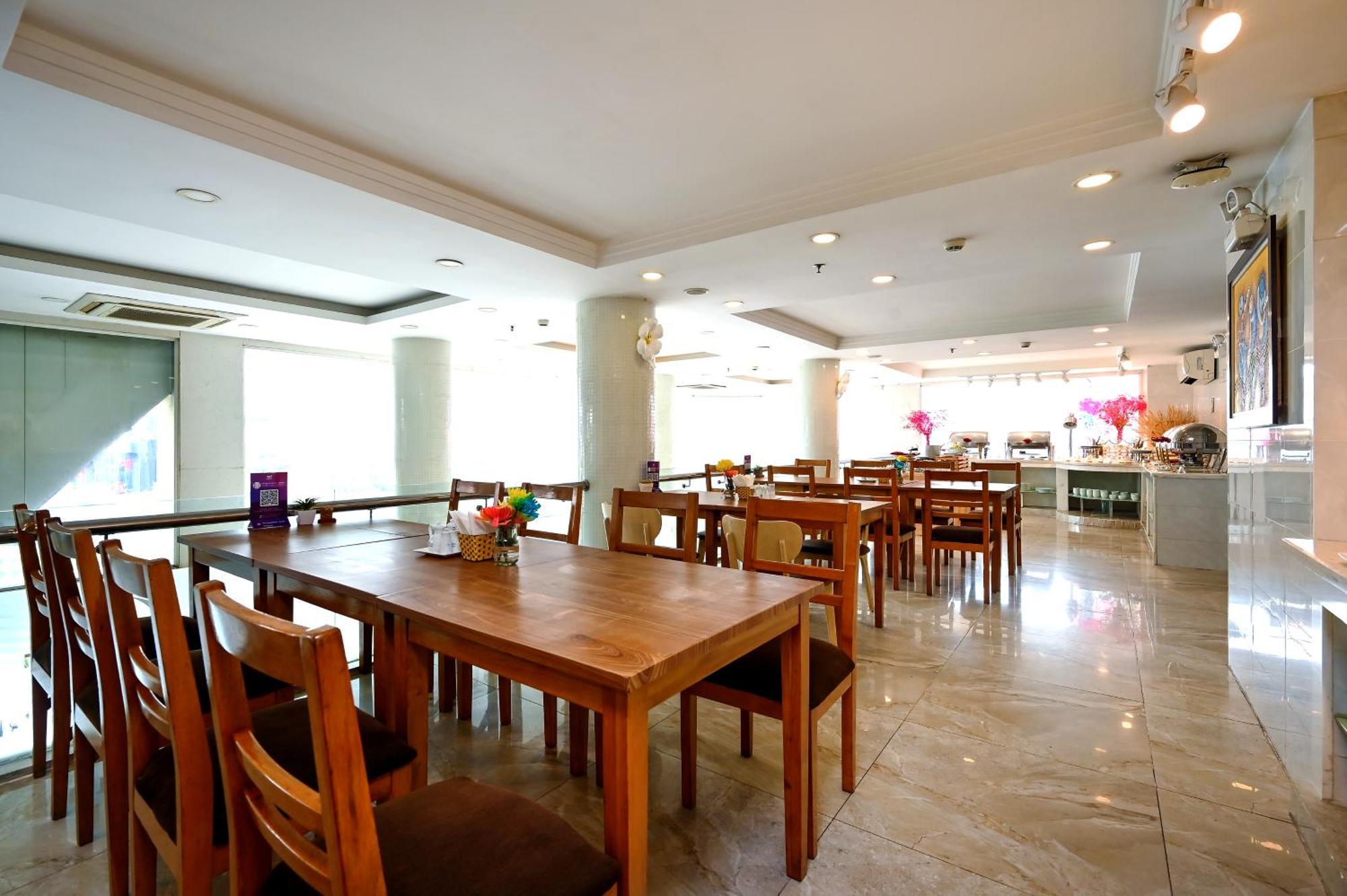 รงแรมทีทีซี ดีลักซ์ แอร์พอร์ต Hotel โฮจิมินห์ซิตี้ ภายนอก รูปภาพ