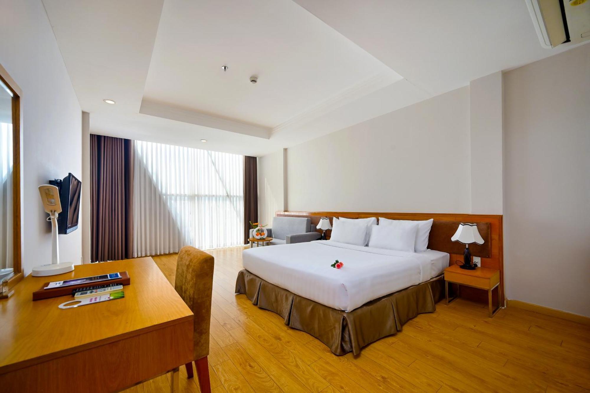 รงแรมทีทีซี ดีลักซ์ แอร์พอร์ต Hotel โฮจิมินห์ซิตี้ ภายนอก รูปภาพ