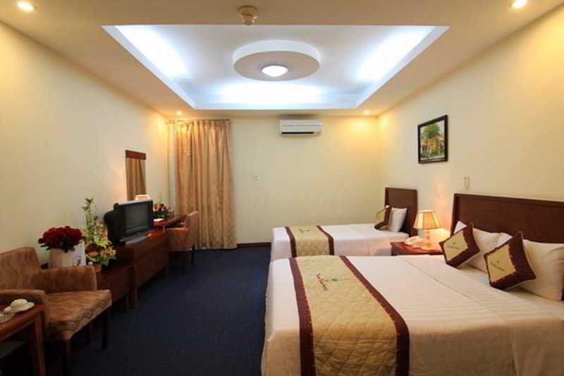 รงแรมทีทีซี ดีลักซ์ แอร์พอร์ต Hotel โฮจิมินห์ซิตี้ ภายนอก รูปภาพ