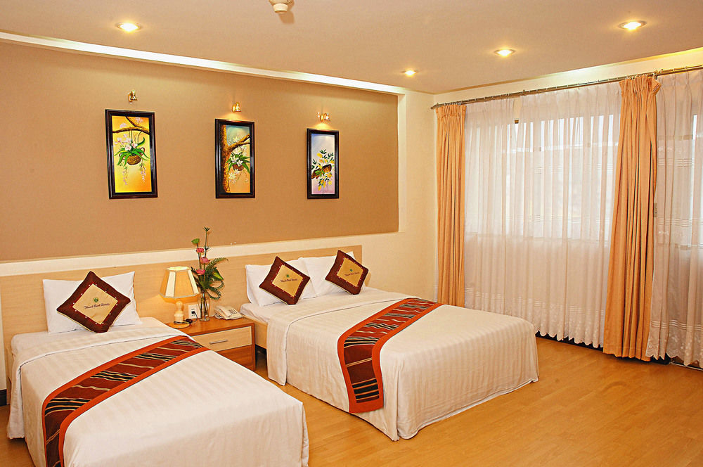 รงแรมทีทีซี ดีลักซ์ แอร์พอร์ต Hotel โฮจิมินห์ซิตี้ ภายนอก รูปภาพ