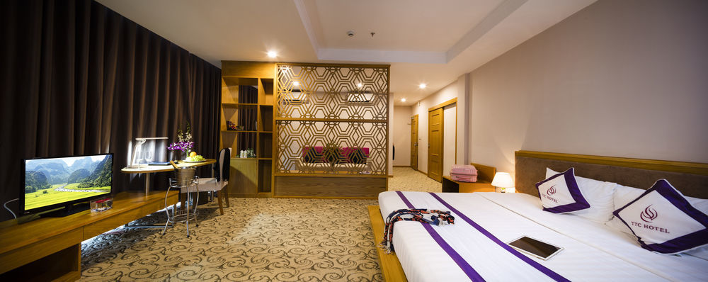 รงแรมทีทีซี ดีลักซ์ แอร์พอร์ต Hotel โฮจิมินห์ซิตี้ ภายนอก รูปภาพ